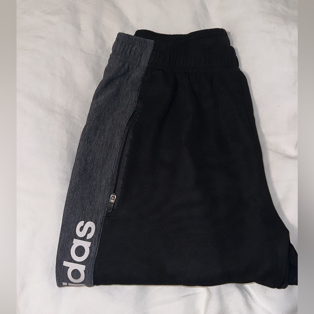 Adidas - NEW - Zip pocket sweatpants - Atheltic fabric